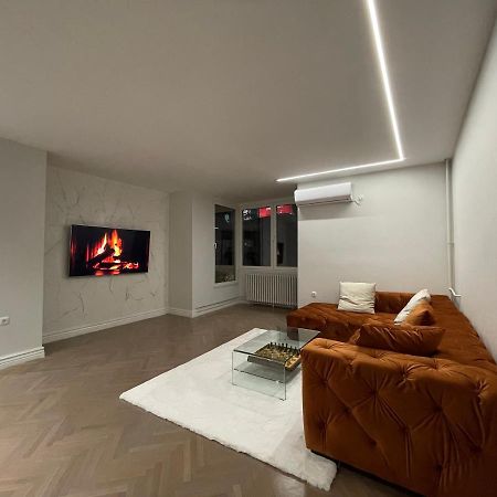The Alchemist Luxury Apartment 스코페 외부 사진