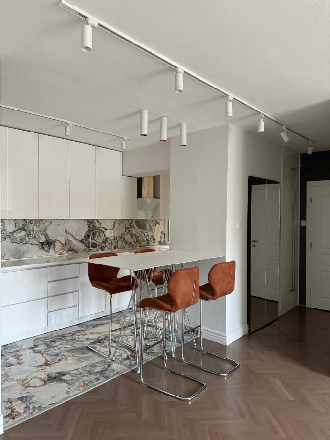 The Alchemist Luxury Apartment 스코페 외부 사진