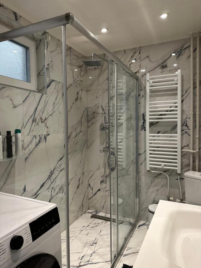 The Alchemist Luxury Apartment 스코페 외부 사진