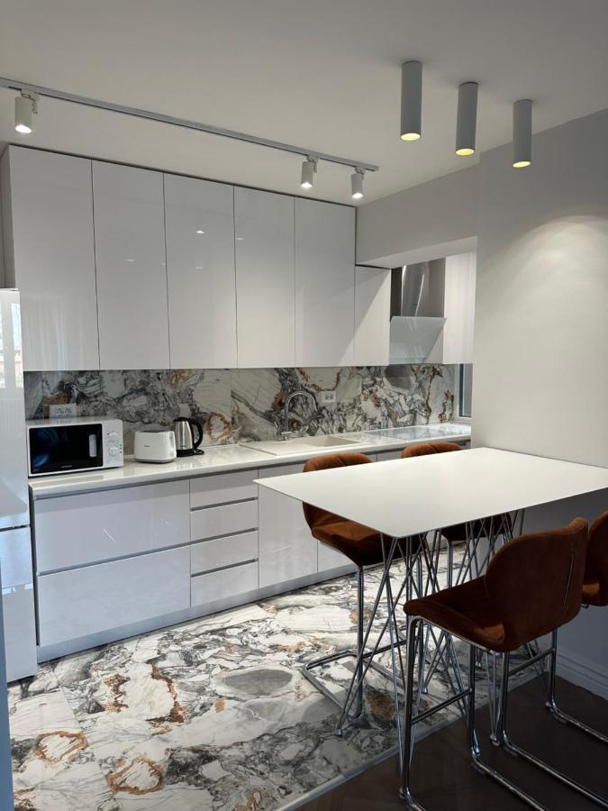 The Alchemist Luxury Apartment 스코페 외부 사진